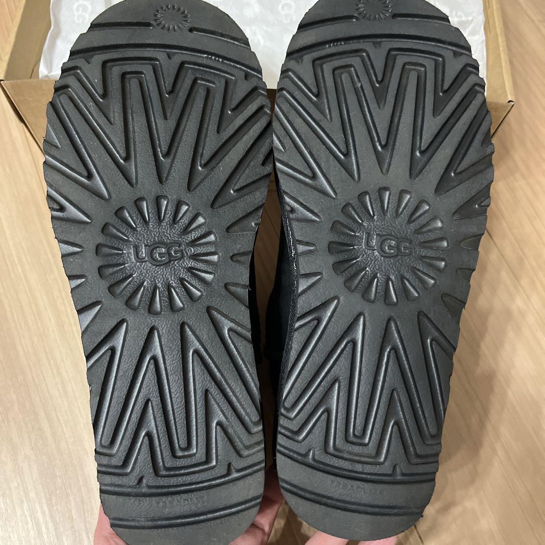 UGG ほぼ新品　ultra mini ウルトラミニ　ムートンブーツ　ソール付