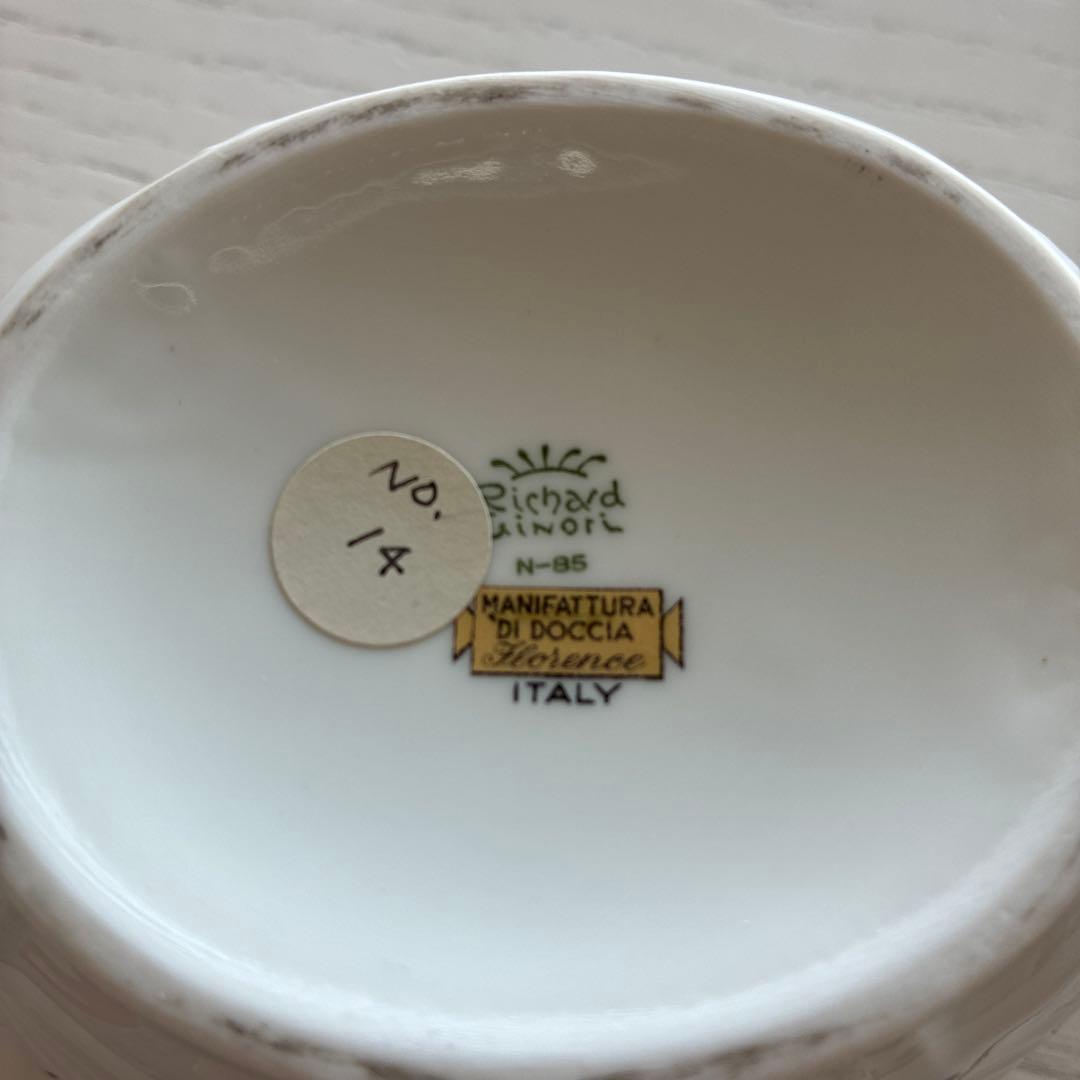 レアRichard Ginori 花柄シュガーポット レアRichard Ginori 花柄シュガーポット