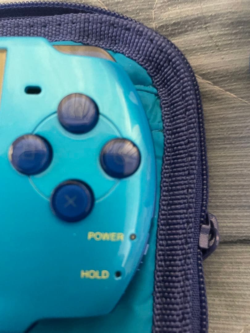 青色PlayStation Portable
