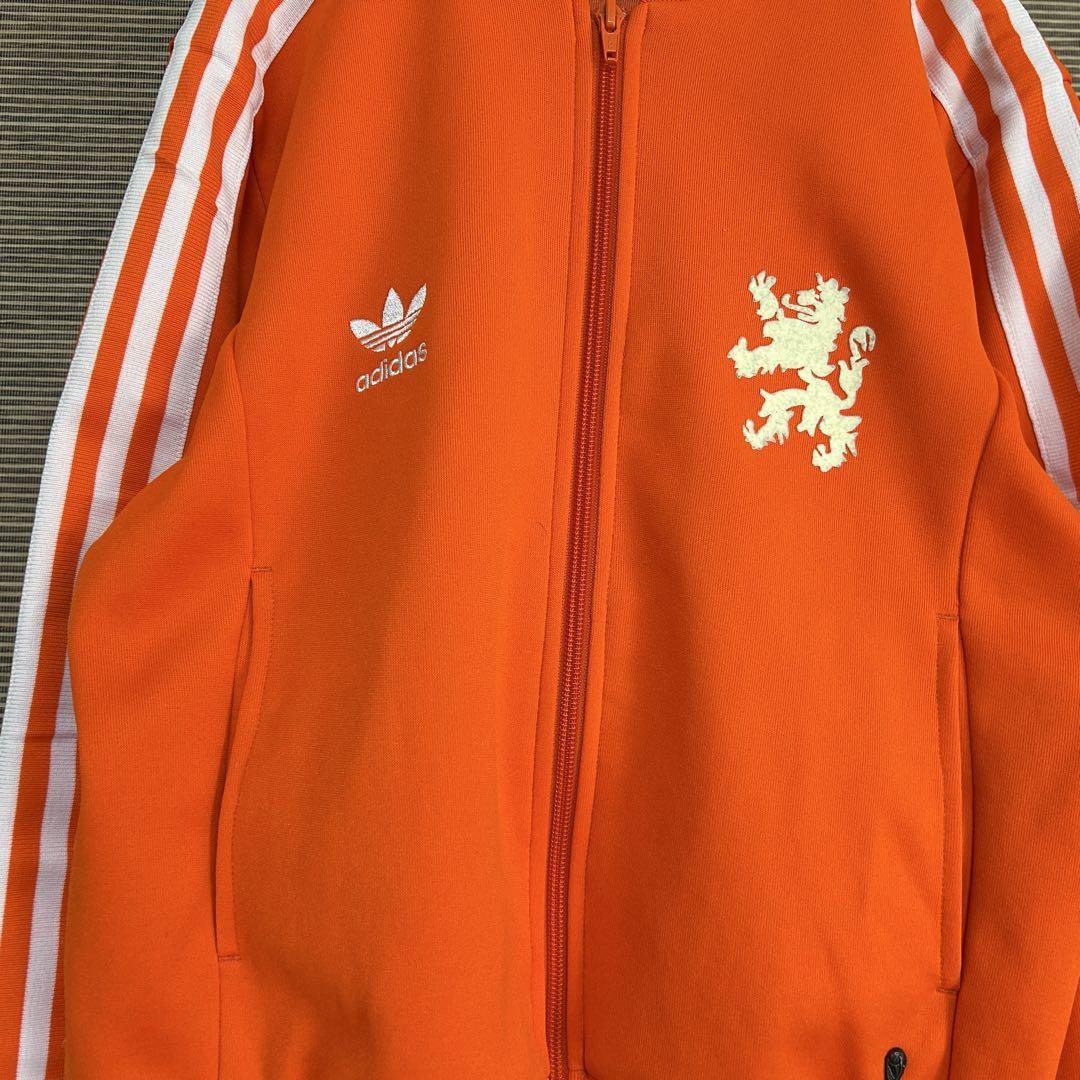 アディダス】ジャージトラックジャケットSST　サッカーWCオランダ代表刺繍B25