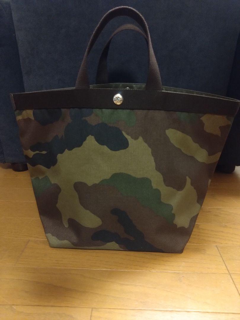 エルベシャプリエ　カモフラージュ L 美品