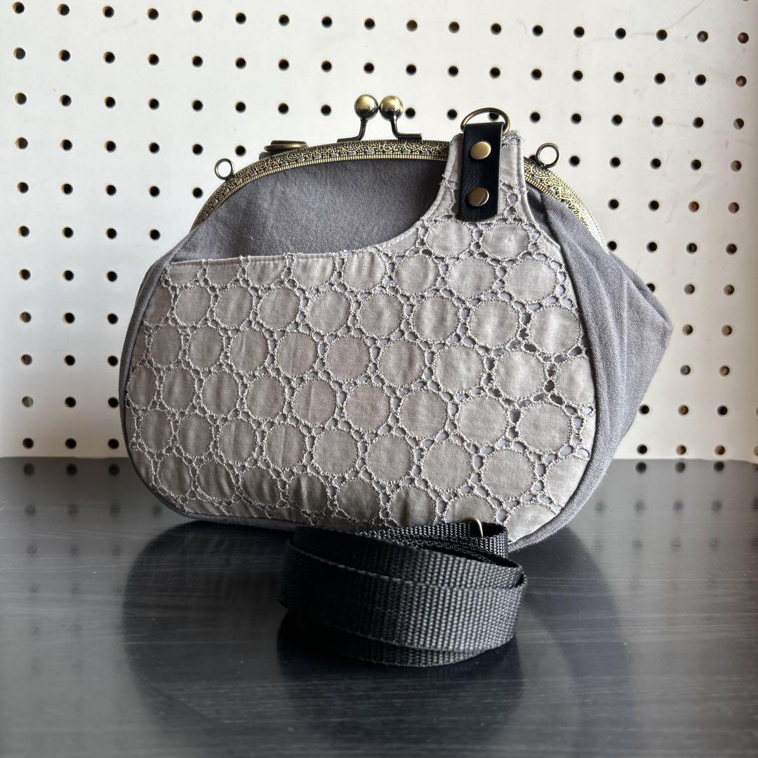 ハンドメイド＊ 可愛い25口金ショルダーがま口バッグ 刺繍レース