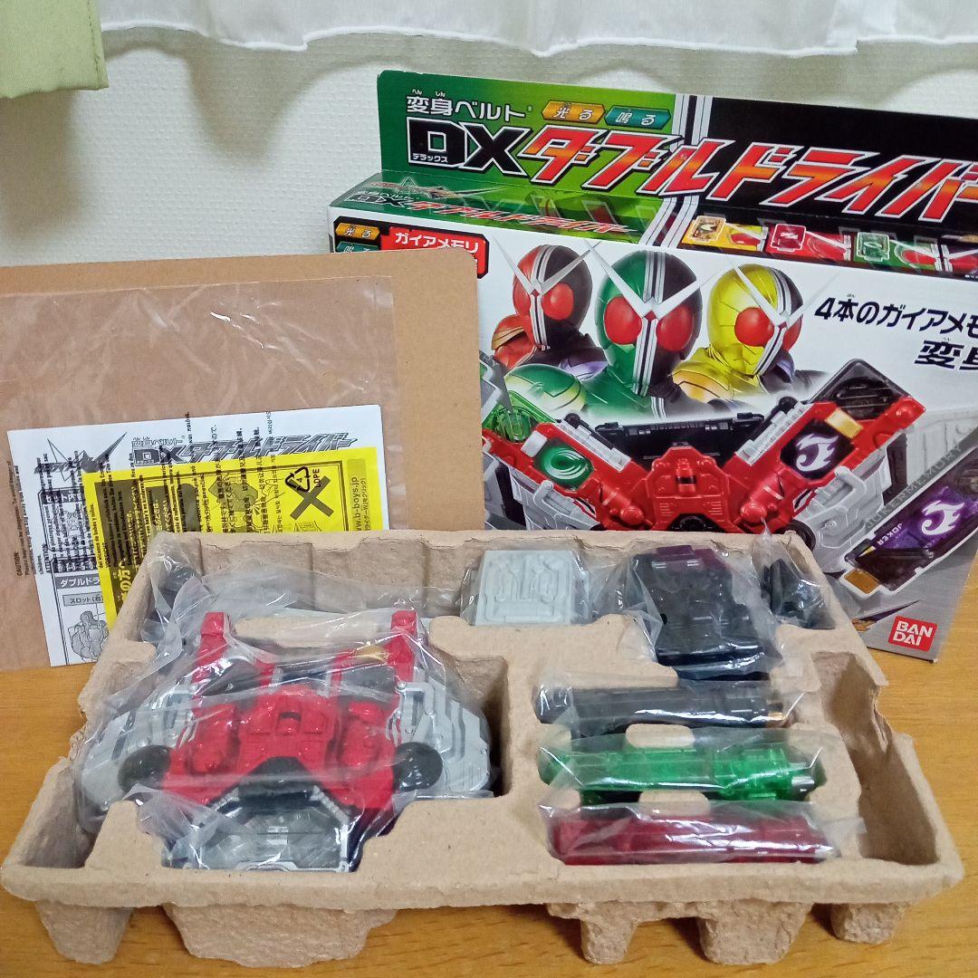 驚きの値段で バンダイ ダブルドライバー/ガイアメモリ DX 変身ベルト