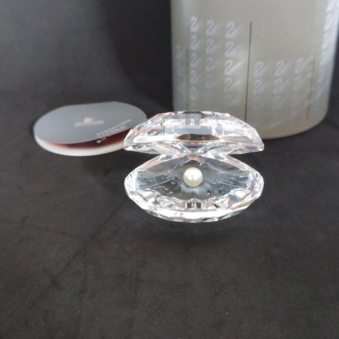 スワロフスキー　「貝と真珠」（Shell With Pearl）