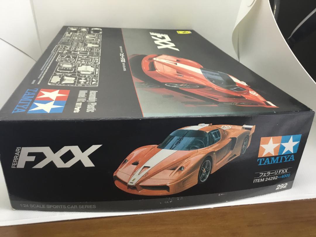 タミヤ フェラーリ FXX 1/24 プラモデル クリアーリアカウル付き Amazon | タミヤ 1/24 フェラーリFXX クリヤーリヤカウル付き