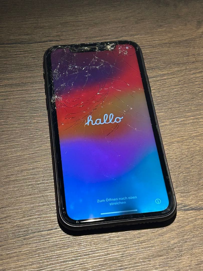 iPhone 11 64GB ブラック 本体のみApple