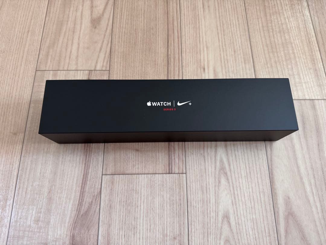 【うさぎちゃん様】Apple Watch 3 Nike Sport
