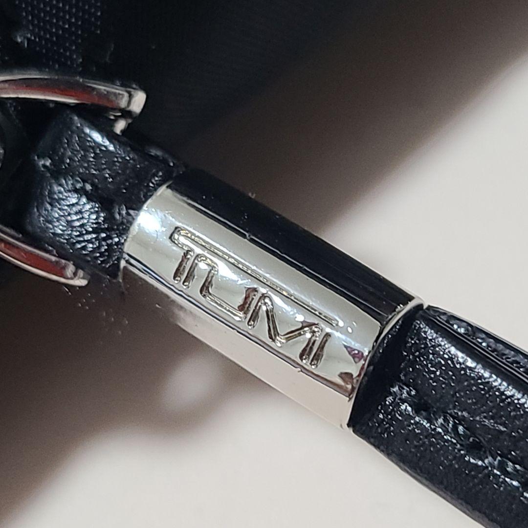 TUMI トゥミ ショルダーバッグ ボディバッグ　ブラック