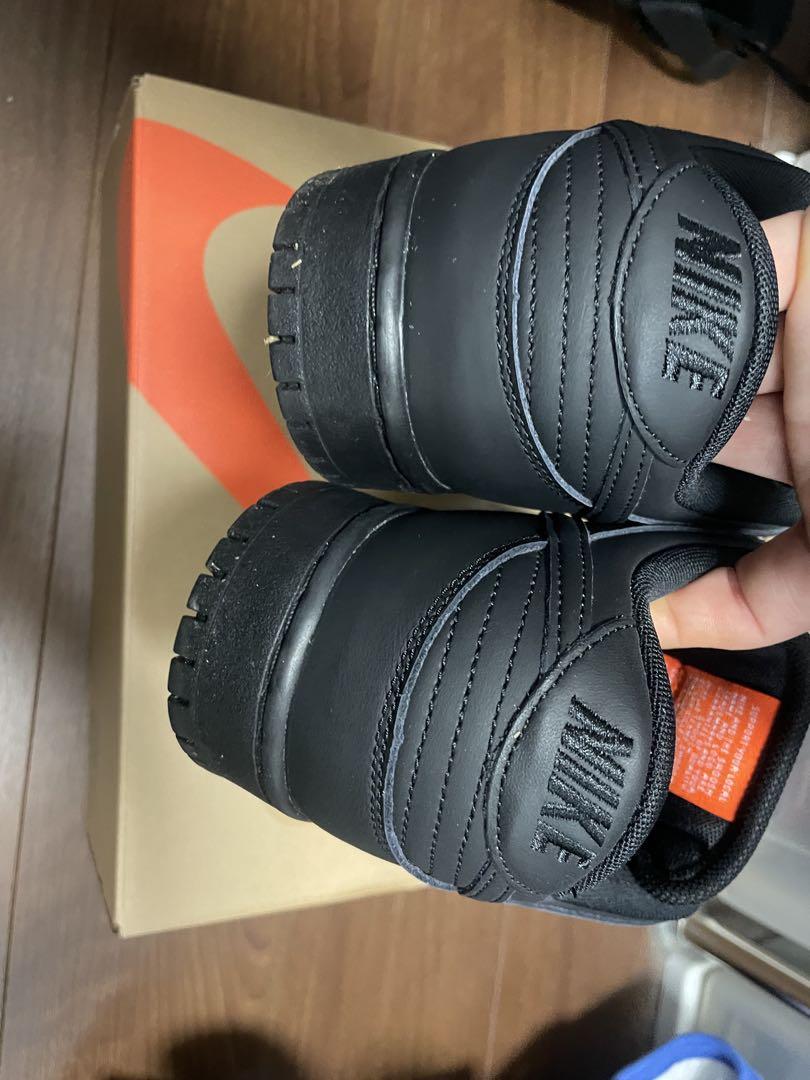 NIKE DUNK SB トリプルブラック