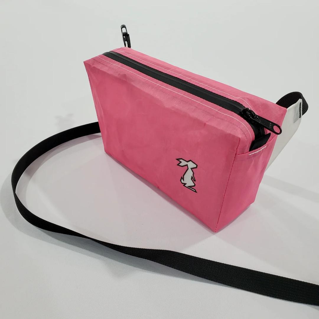 ハイテールデザインズ ファニーパックV1.5 Bubblegum ハイテールデザインズ ファニーパックV1.5 Bubblegum