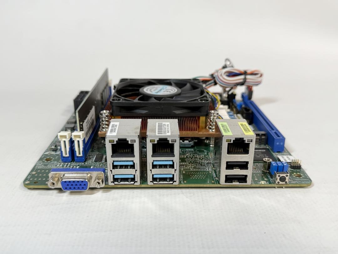 ASRoCK Rack LGA1151 8/9世代 ITX E3C246D2I