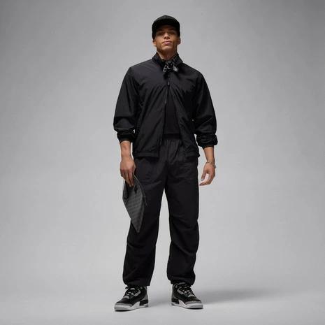 ブラック完売品 ジョーダン エッセンシャルメンズジャケット　ナイキ