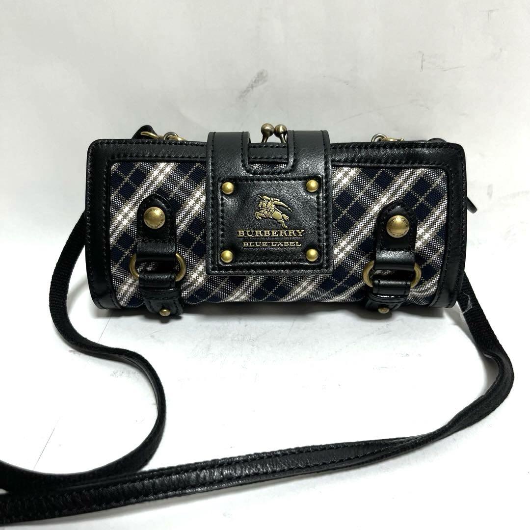 ✨美品✨希少✨BURBERRY BLUE LABEL ショルダーウォレット 希少極美品✨ BURBERRY BLUE LABEL ショルダーウォレット