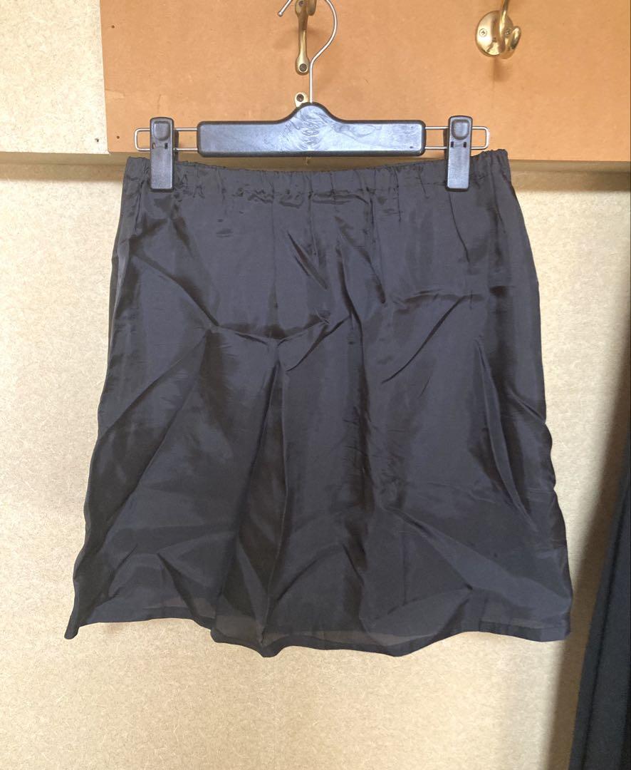 いラインアップ 美品】sacai ブラックサテンタイトスカート サイズ1 スカート