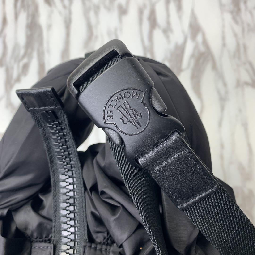 MONCLER ダウントートバッグ