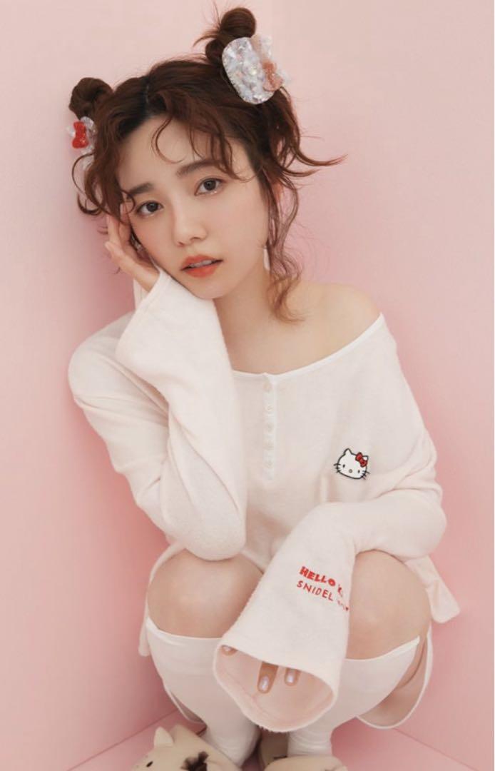 HELLO KITTY ヘンリーネックセットアップ キティ　スナイデルホーム