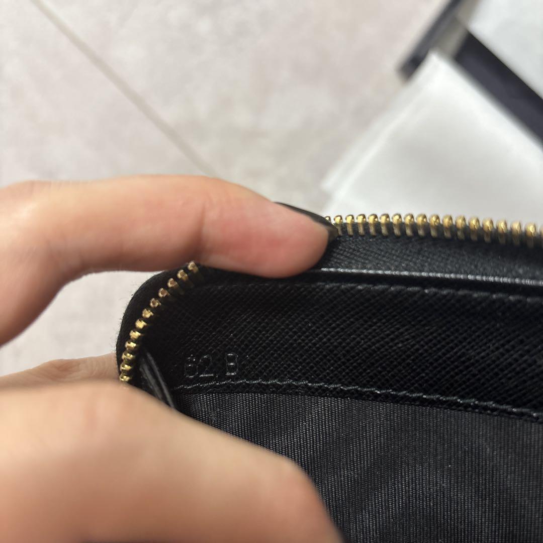 PRADA サフィアーノレザー 長財布 1ML506 ブラック