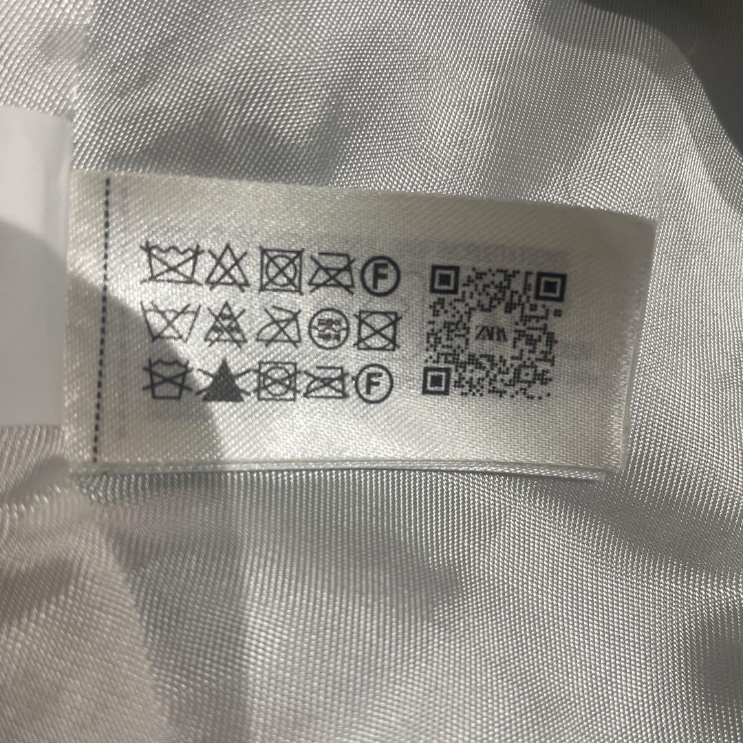 Zara スパンコール付きノーカラージャケット
