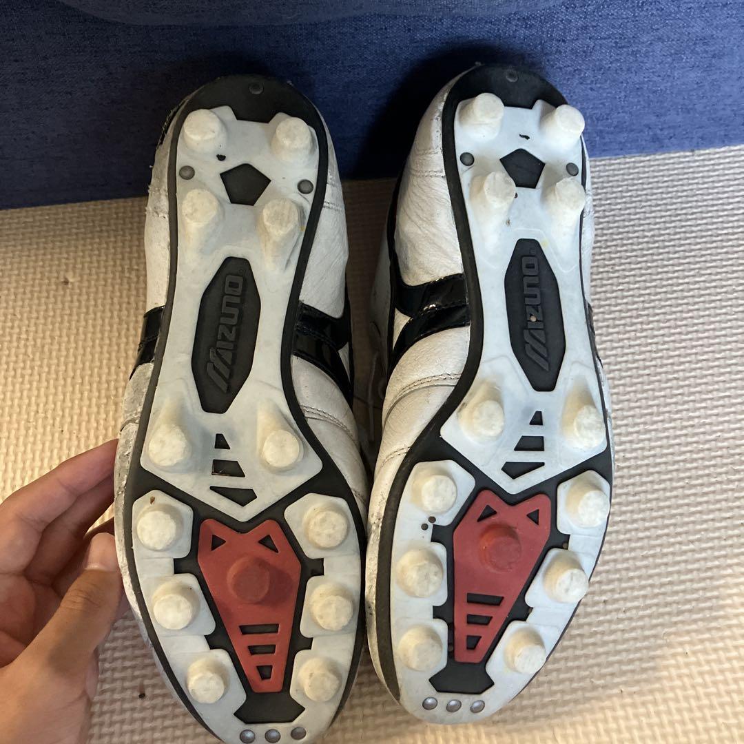 Mizuno Morelia サッカーシューズ ホワイト/ブラック/レッド