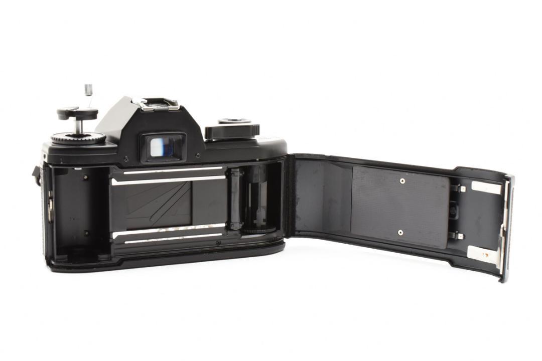 超美品 NIKON ニコン EM フィルムカメラ　モルト新品交換済 M563 超美品 NIKON ニコン EM フィルムカメラ モルト新品交換済 M563