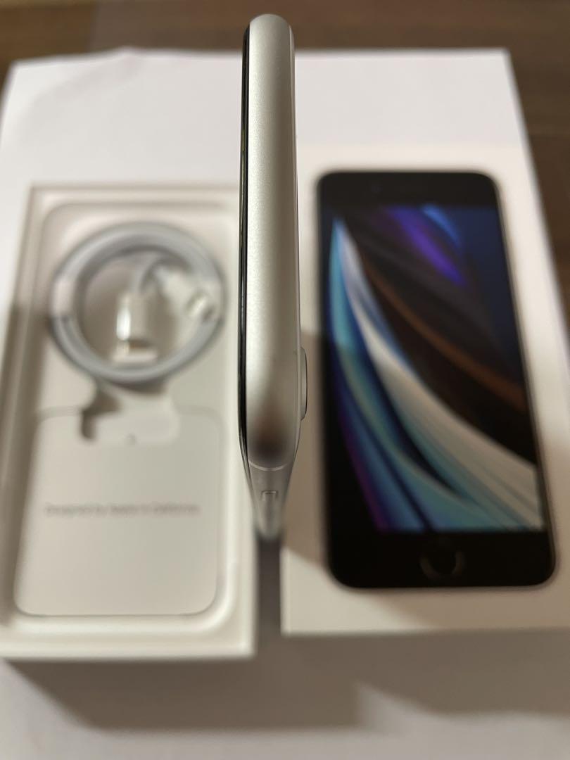 iPhone SE 第2世代 ホワイト64GB