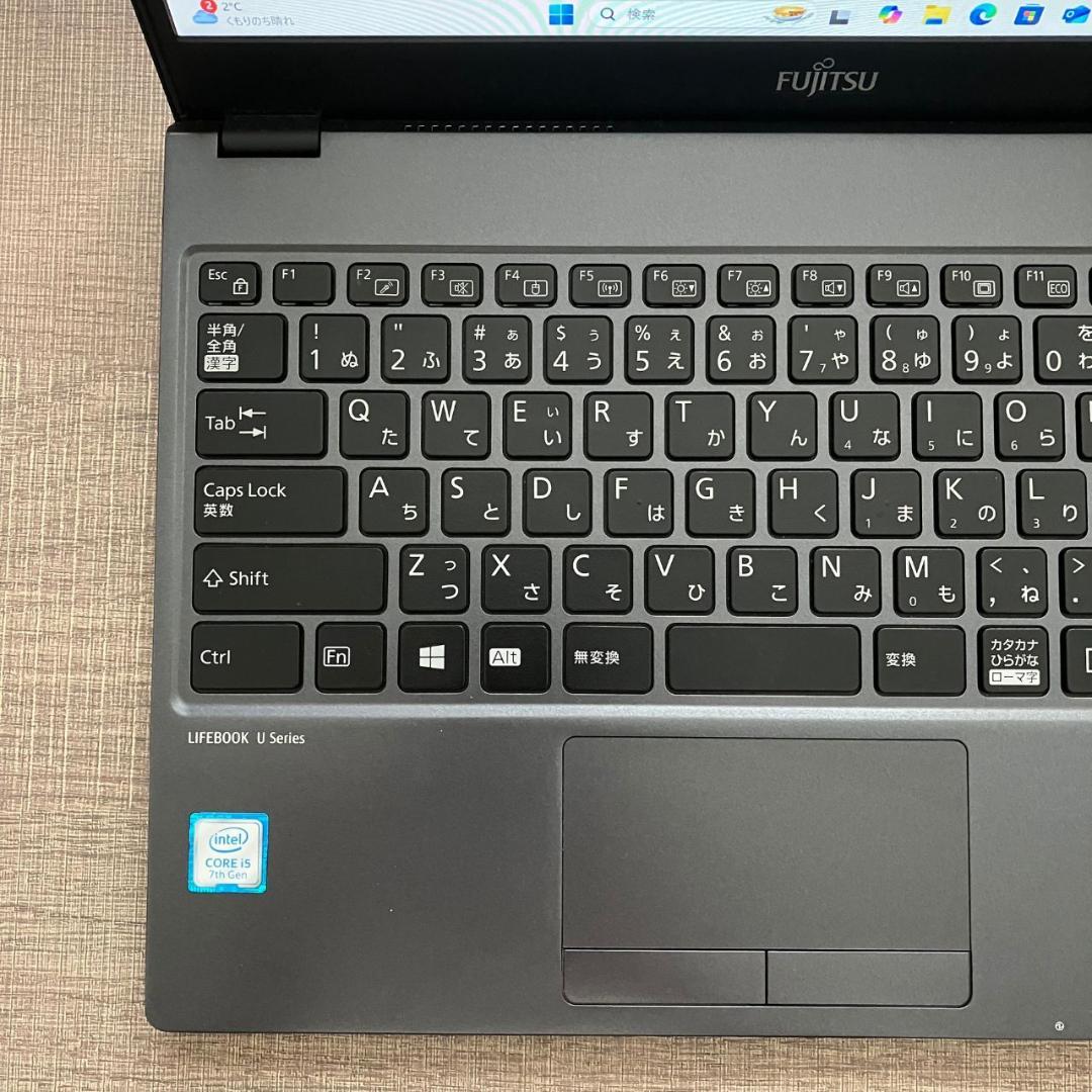 【美品☆】富士通　LIFEBOOK　黒　M.2　SSD　８GB　第7世代　106