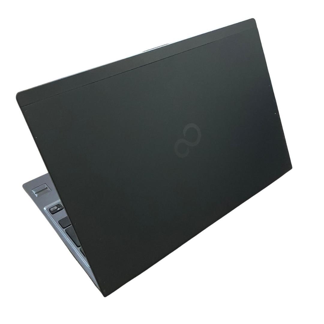 【美品☆】富士通　LIFEBOOK　黒　M.2　SSD　８GB　第7世代　106