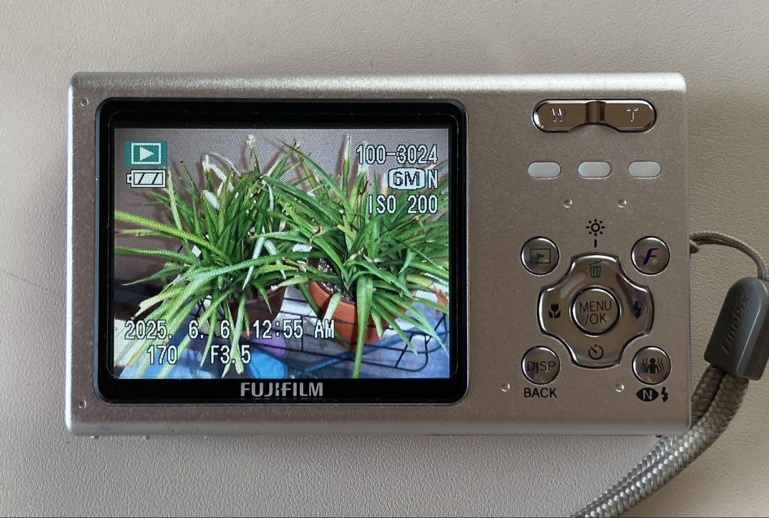 ◆ FUJIFILM フジフィルム FINEPIX Z5fd デジカメ ピンク