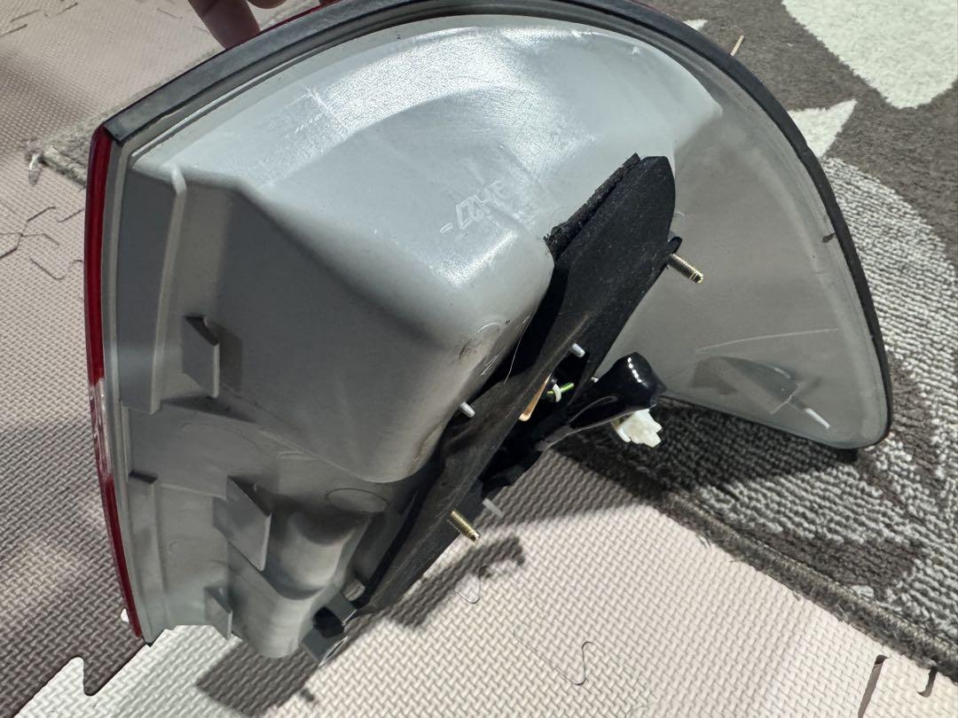 希少 UCF30 31 セルシオ後期 純正テールランプ 左側 助手席側 レンズ