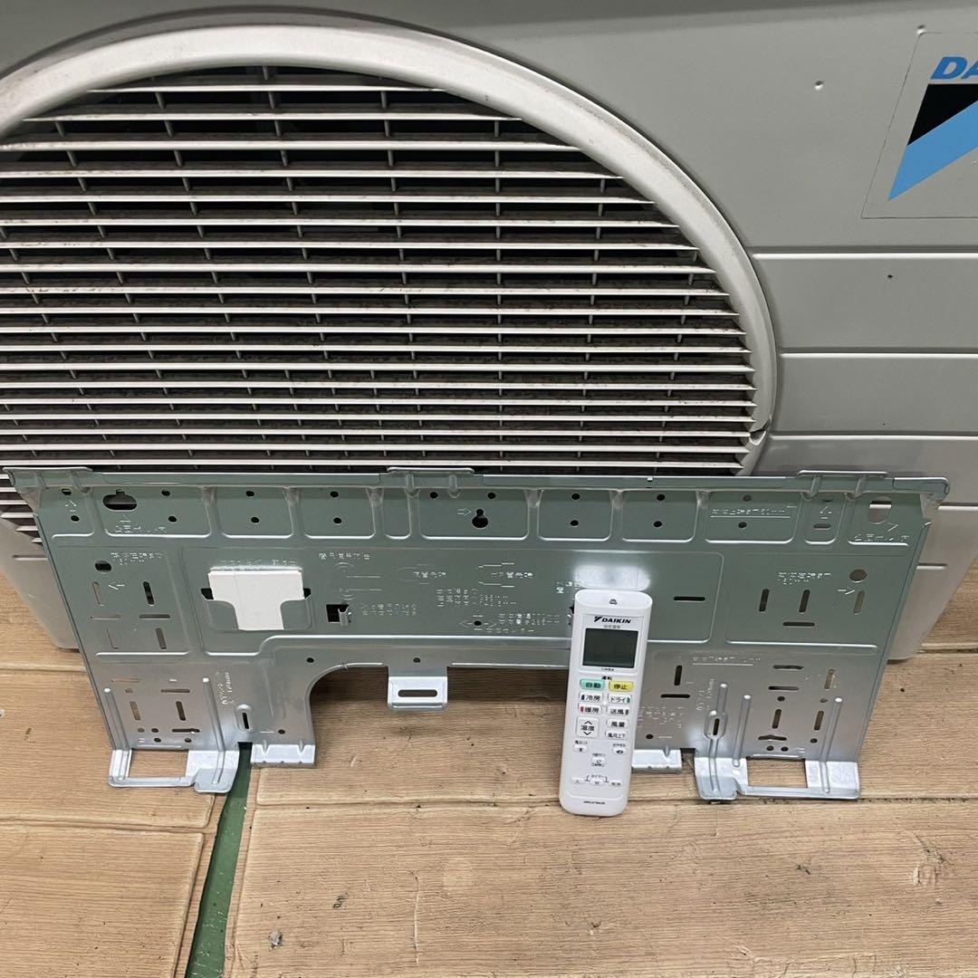 417 ルームエアコン8畳～10畳向け極美品2023年製容量2.8kw