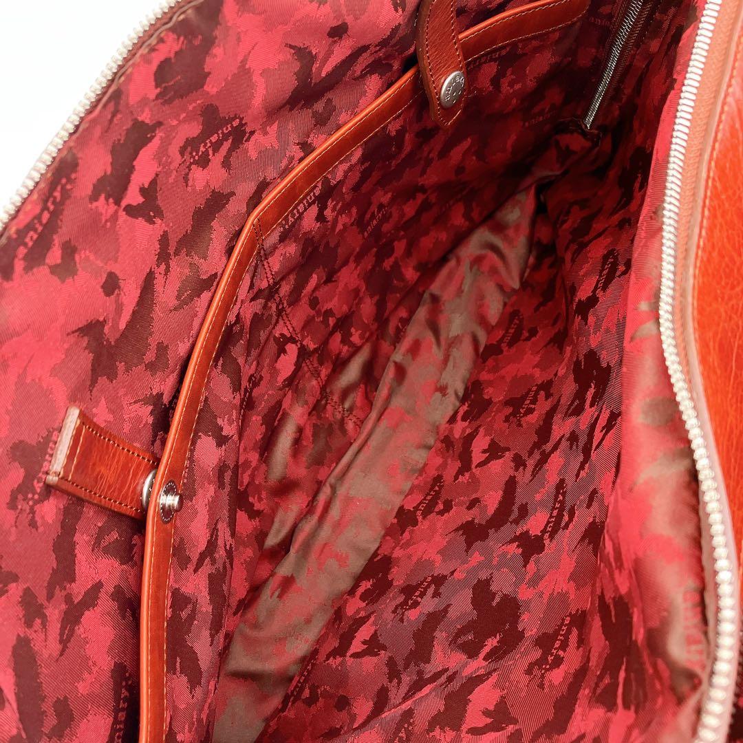 シルバー金具 赤茶系目立った傷や汚れなし