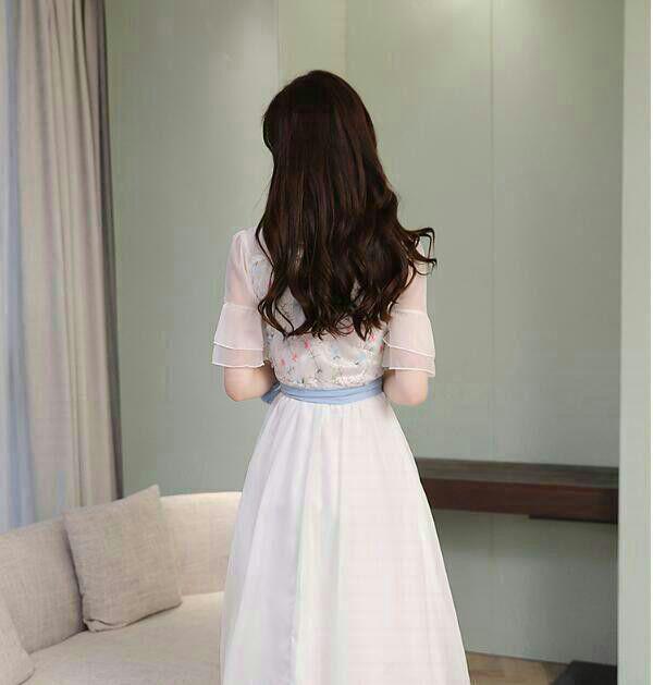 ひざ丈ワンピース シフォンワンピース リゾート 夏 ドレス 通勤 結婚式 白 メルカリ