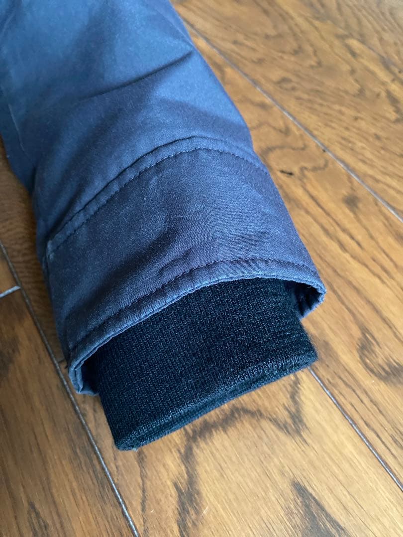 カナダグース ケンジントン ダウンコート ブラック S クリーニング済 カナダグース ケンジントン ダウンコート ブラック S クリーニング済