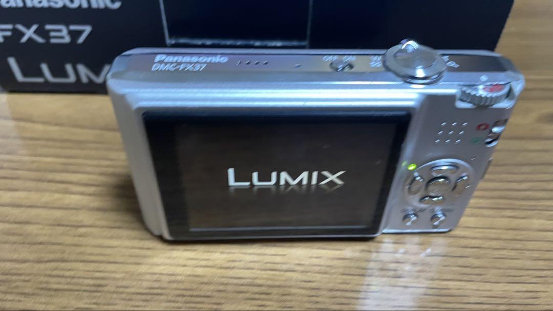 Panasonic DMC-FX37 コンパクトデジタルカメラ オールドコンデジ
