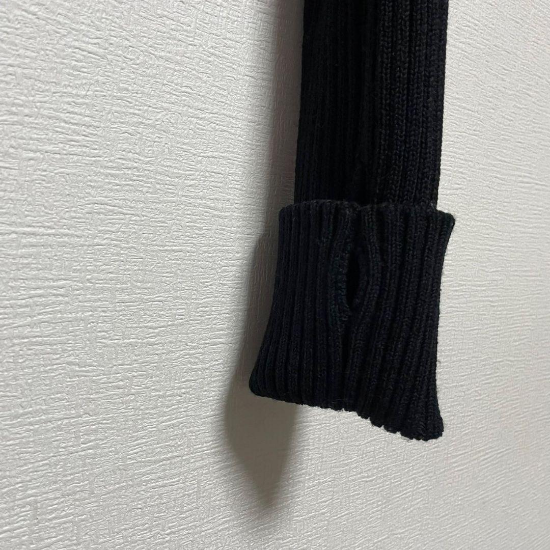 ブラック