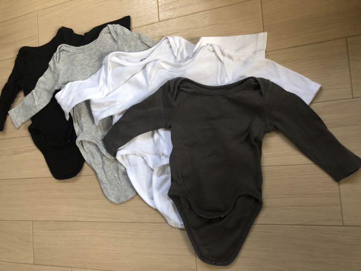 お値下げ中!! HM 長袖ボディースーツ 肌着 生後3か月くらいまで