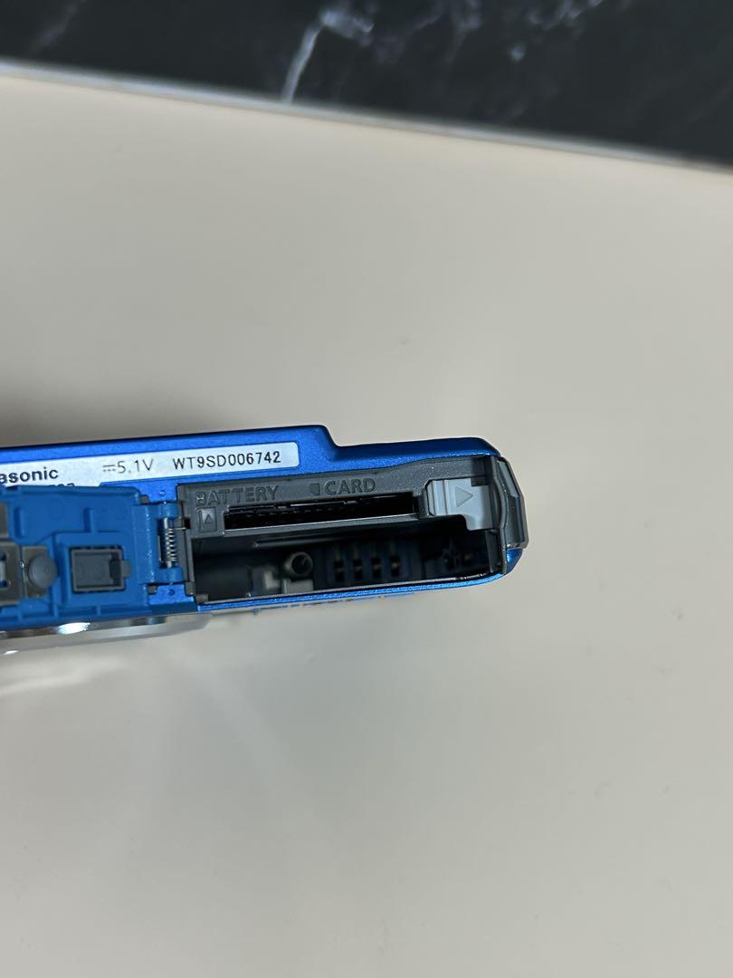 動作確認済Panasonicコンパクトデジタルカメラ LUMIX DMC-FS7