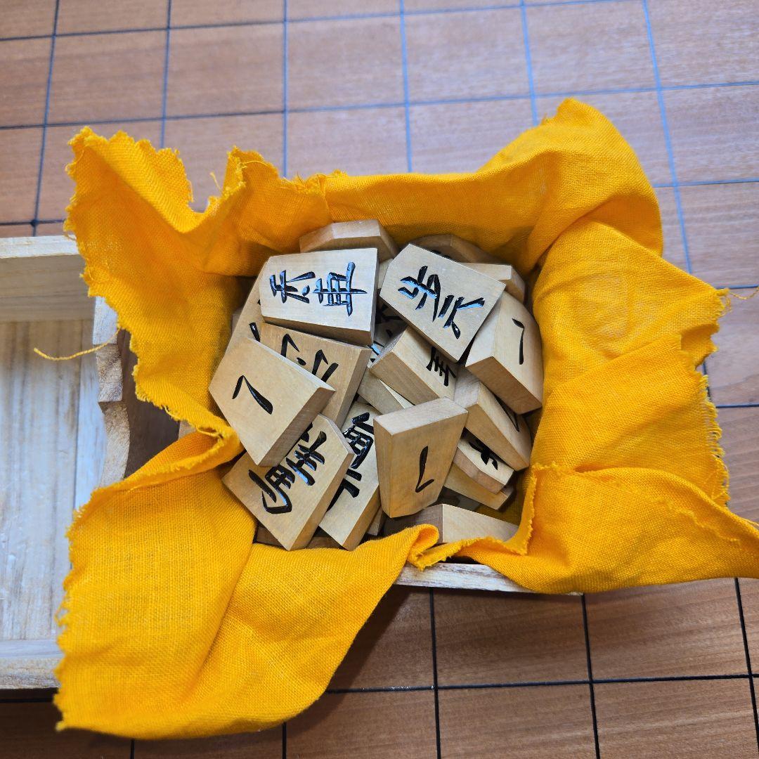 将棋盤　駒セット　脚付き　へそあり