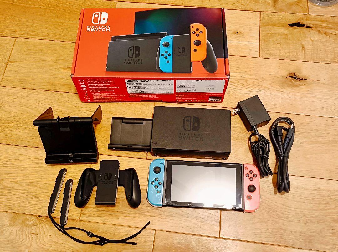 【おまけ付き】【美品】任天堂　Nintendo Switch 本体