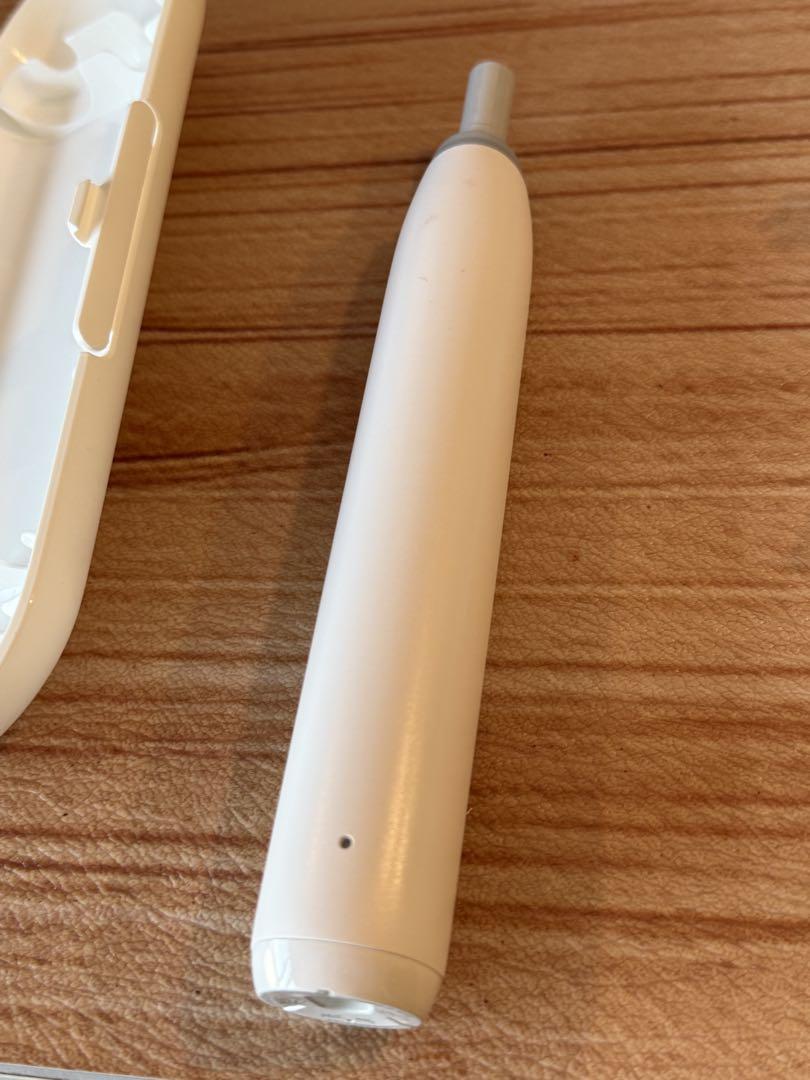 Oral-B iO4電動歯ブラシ 本体