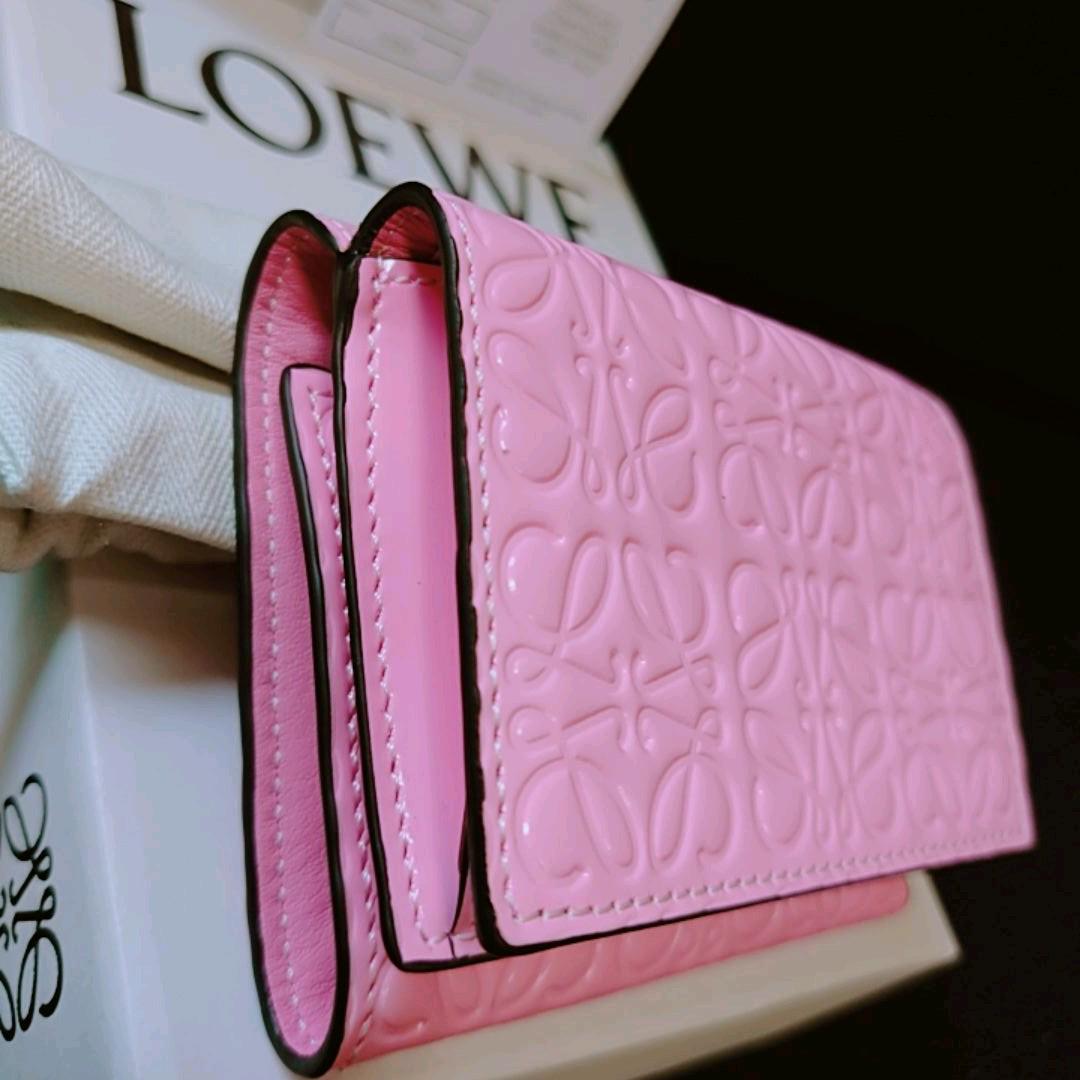 リピートグ LOEWE ウォレット 財布 三つ折 ピンク bZO90-m19347892187 ロエベ アナグラム柄 バーティカル ⇉ェネタ