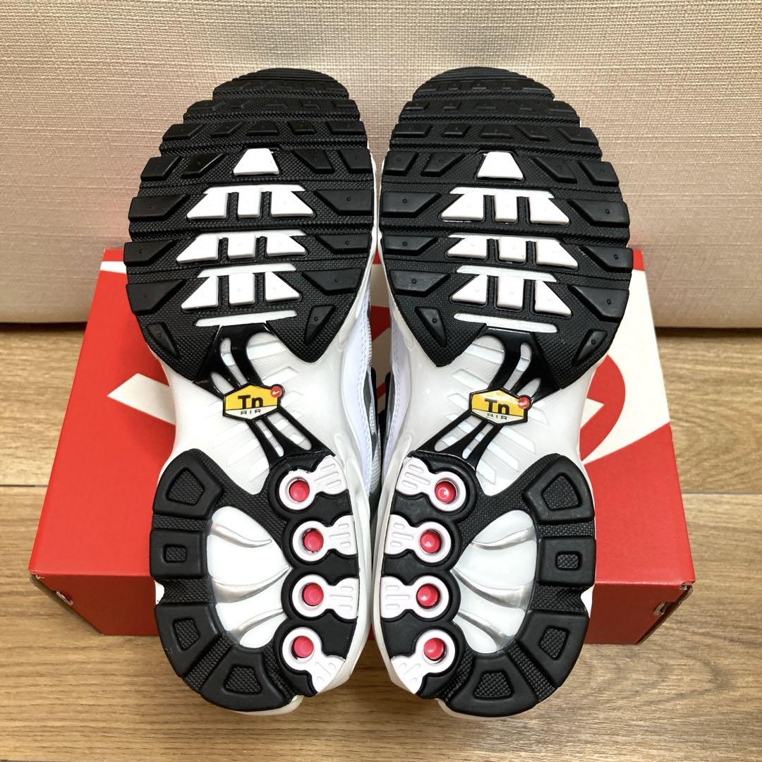 未使用 タグ付き ナイキ　NIKE ウィメンズスニーカー エアマックス NIKE スニーカー ナイキ W AIRMAX NUAXIS ウィメンズ エア