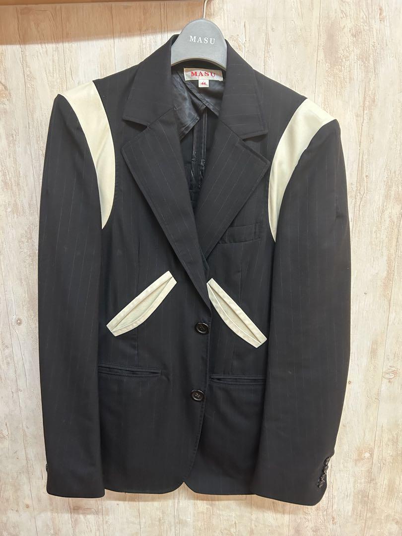 masu future layered jacket 44