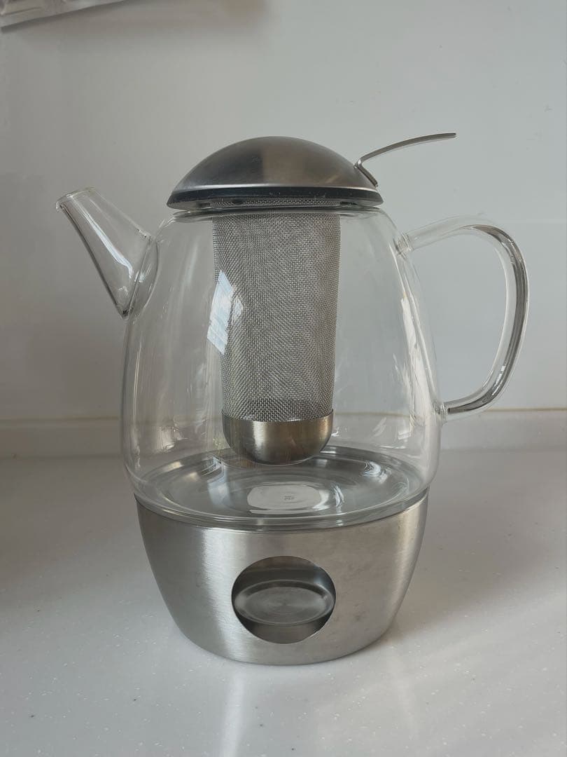 WMF ティーポット 1.0L 耐熱ガラス (ストレーナー&ウォーマー付き) WMF ティーポット 1.0L 耐熱ガラス (ストレーナー&ウォーマー付き)