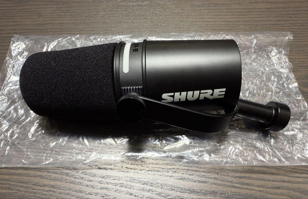 美品 SHURE MV7+ ポッドキャストマイク デスクトップマイクスタンド