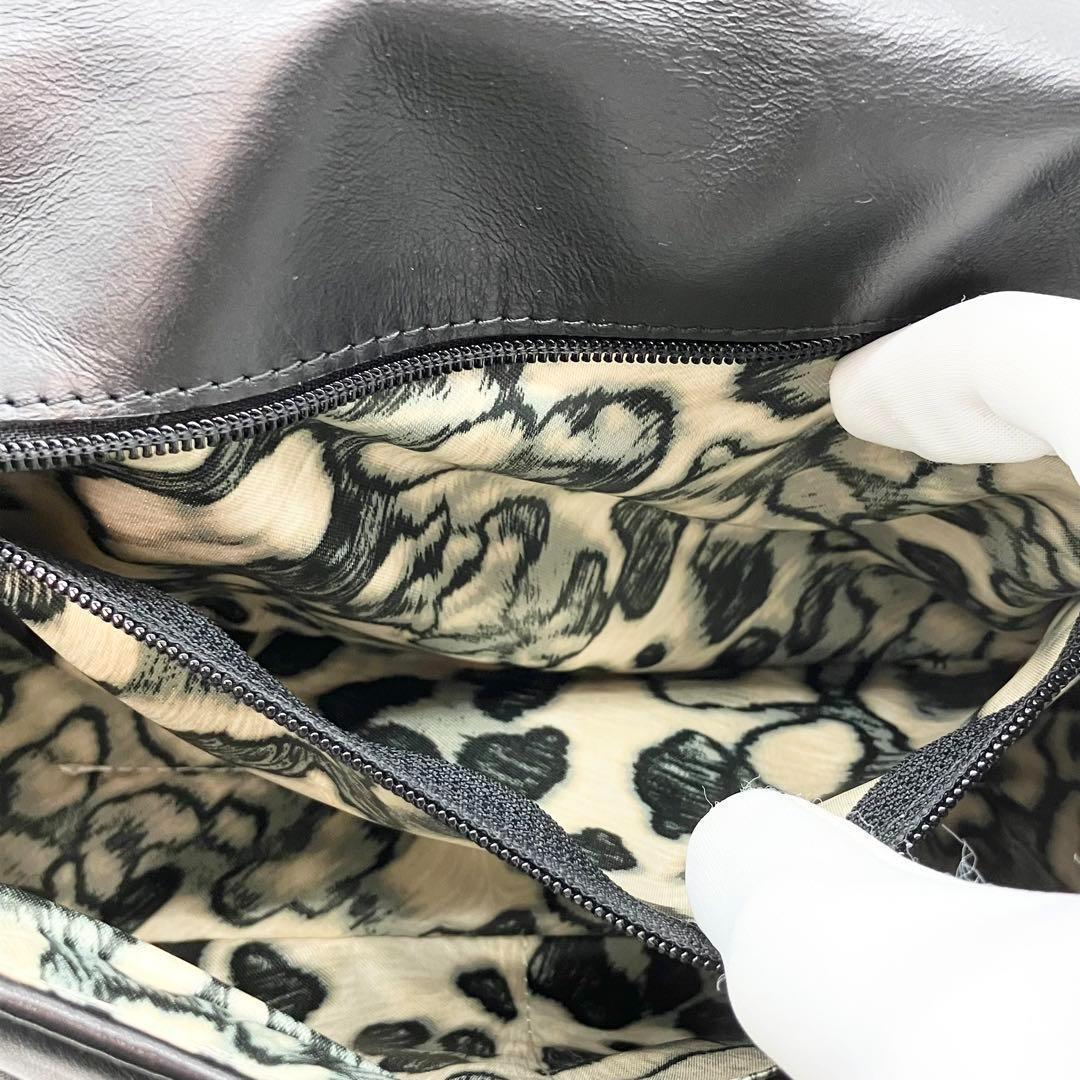 LONGCHAMP キルティング レザー ハンドバッグ 黒 アニマル