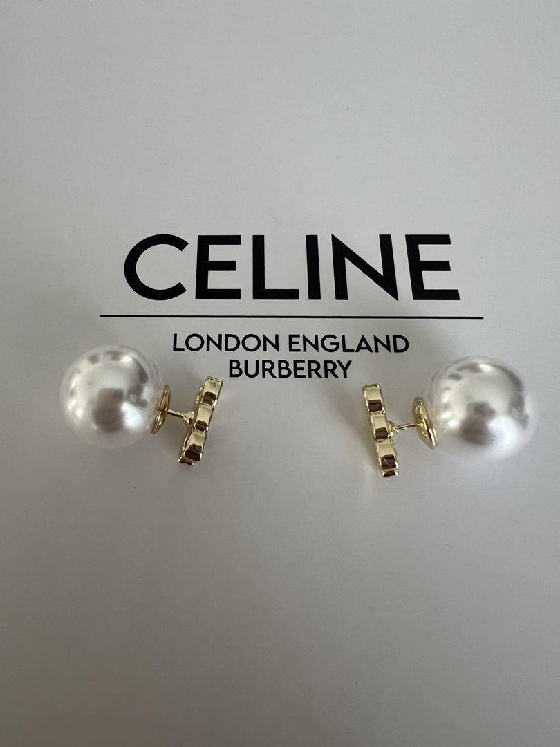 セリーヌ　ゴールドパールスタッドピアス CELINE パール ゴールド スタッドピアス - メルカリ