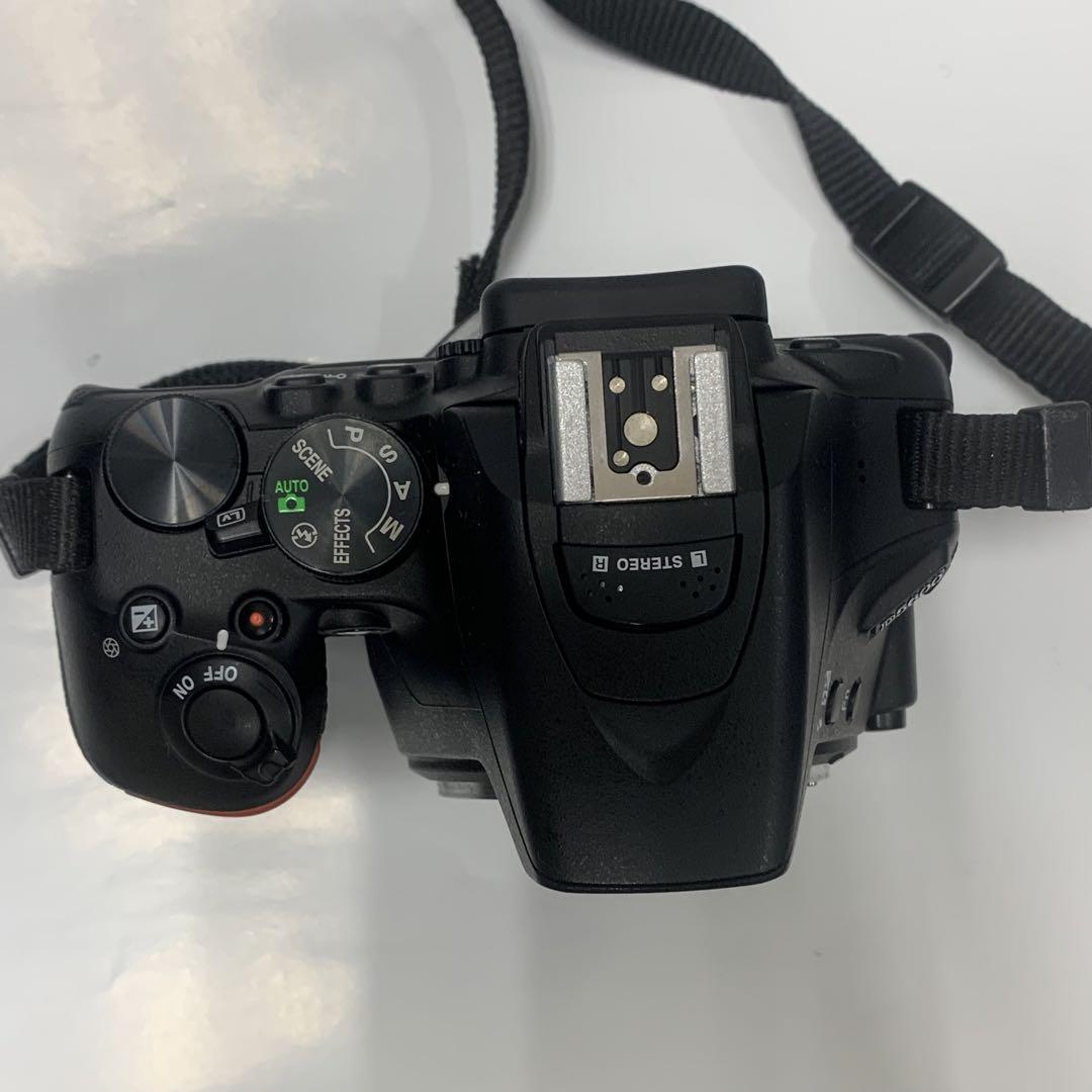 Nikon D5600 デジタル一眼レフカメラ ダブルズームキット　バッグ付き