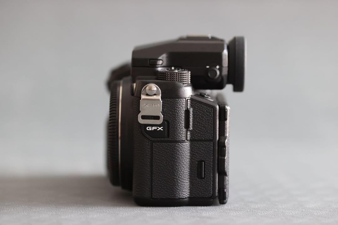 FUJIFILM GFX50S ボディ+縦位置グリップ+バッテリー3個付き