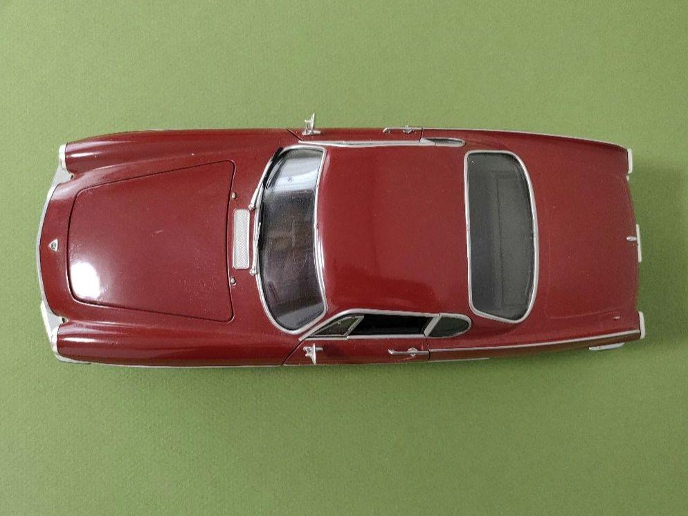 （値下げ！）ボルボP1800S（1/18）【希少品】重量感あり